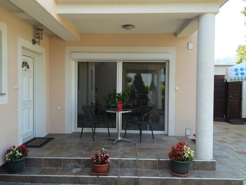 Apartment Casa Eni Drazice Zewnętrze zdjęcie
