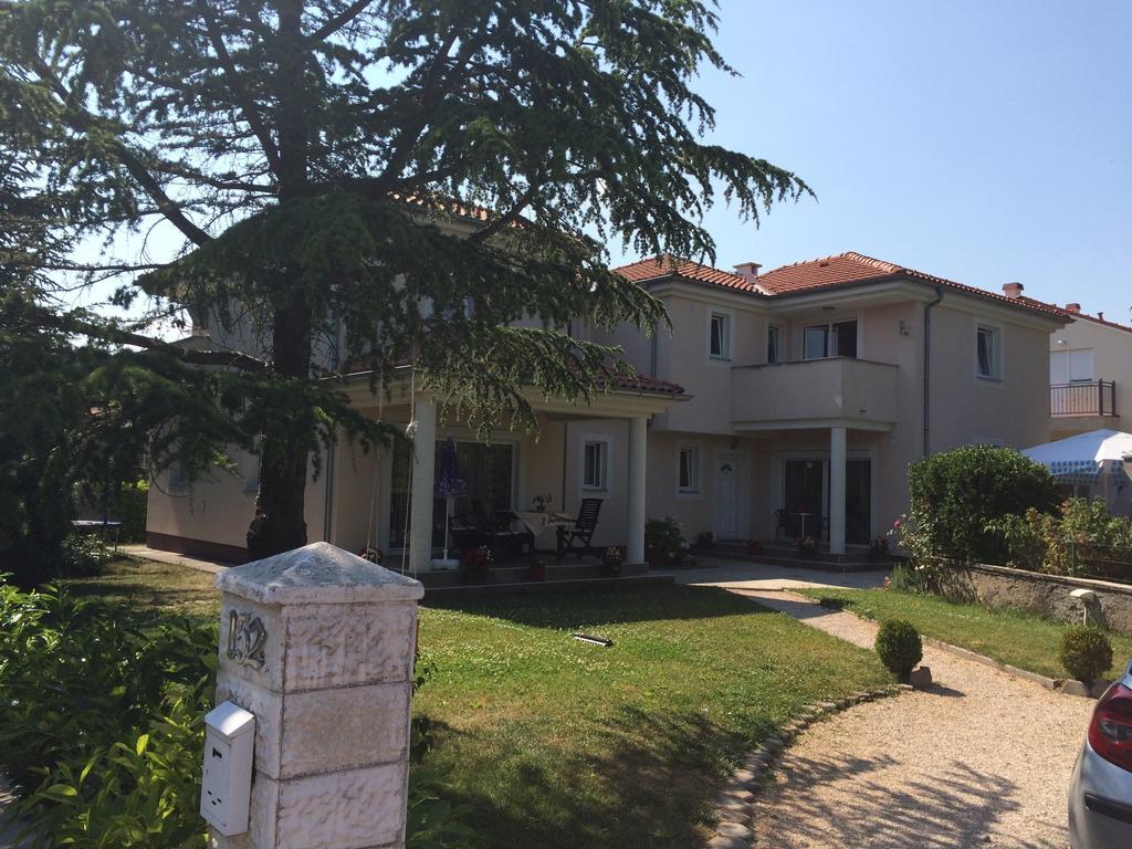 Apartment Casa Eni Drazice Zewnętrze zdjęcie